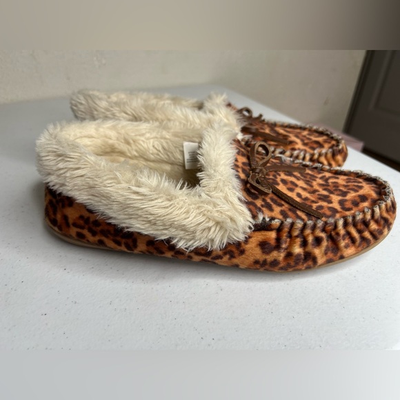 J Crew Faux Calf Hair Leopard Print Fuzzy Fur Lined Women Mocassin Slip On Sz 10 - Picture 6 of 6